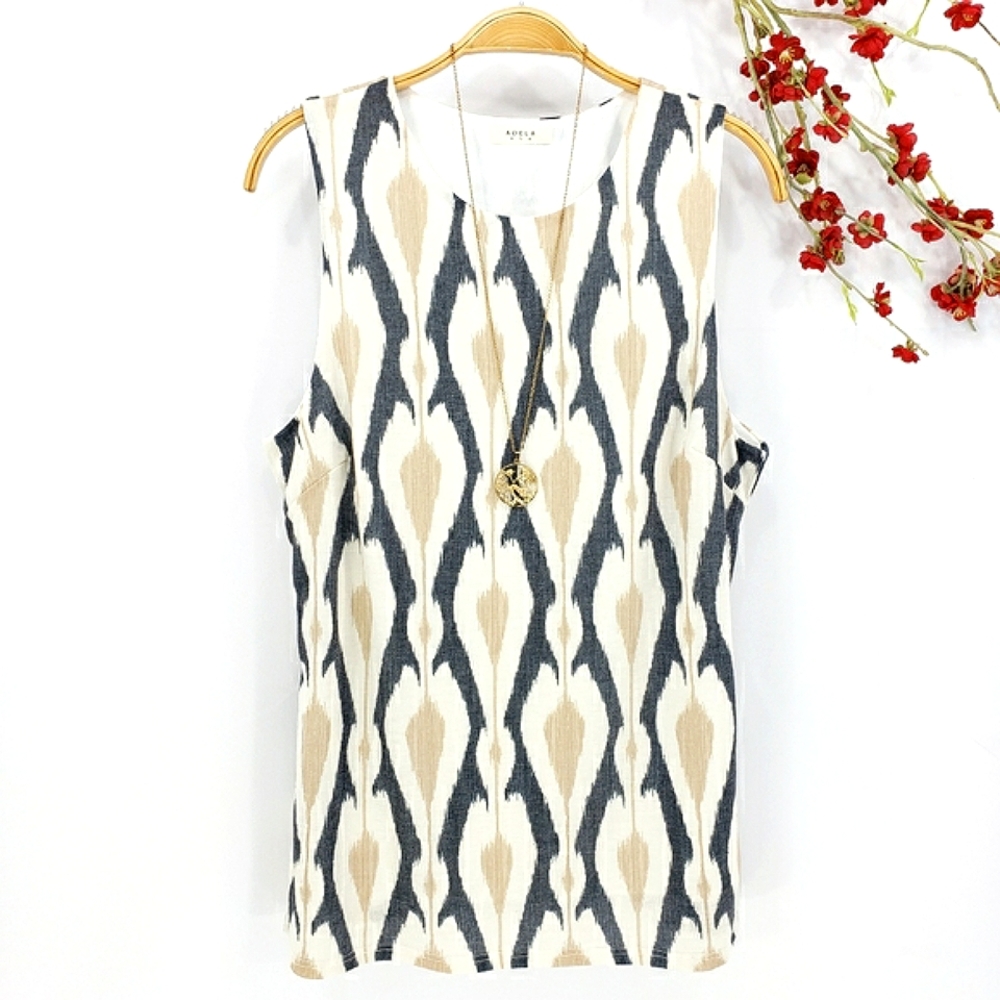 Abstract Ikat Sleeveless Tank Top in Cream & Navy